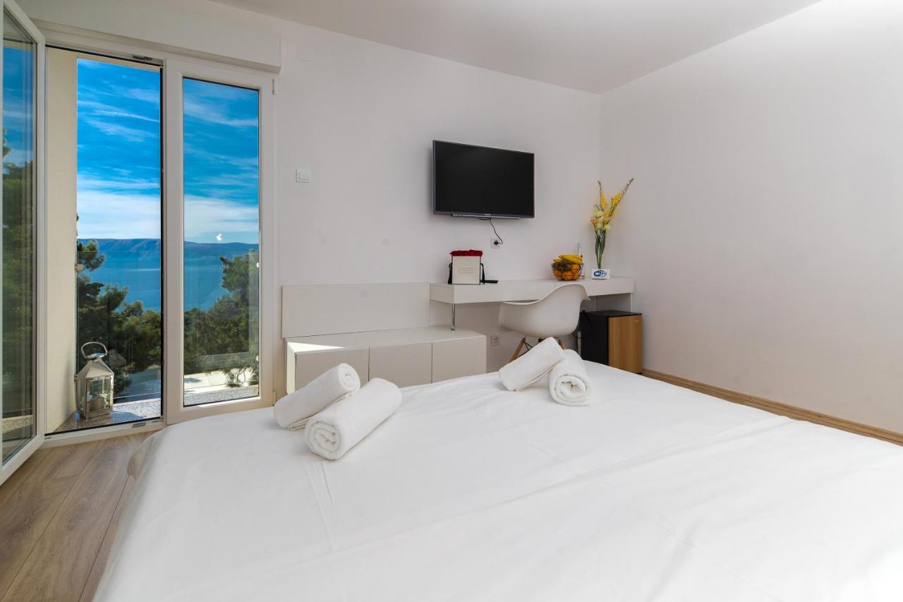 Rocky Beach Rooms โนวีวีโนดอลสกี ภายนอก รูปภาพ